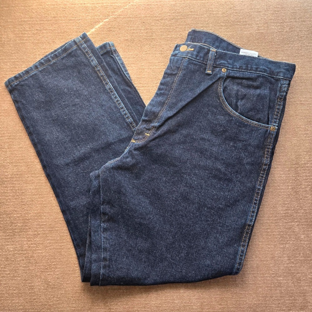 Wrangler Rugged Wear Mens 40x30 Relaxed Fit‎ Dark Wash Denim Jeans 35001AN NWT